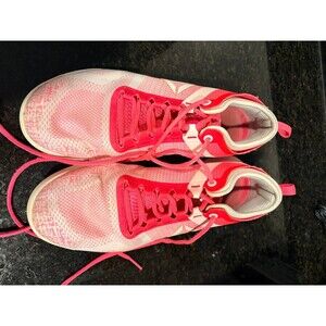 Reebok lifting shoes Women's Pink Athletic Shoes size 8